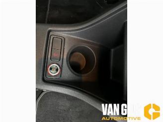 Volkswagen Up! Up! (121), Hatchback, 2011 1.0 12V 60 picture 27