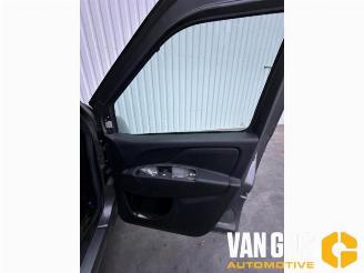 Fiat Doblo Doblo Cargo (263), Van, 2010 1.3 MJ 16V DPF Euro 5 picture 11