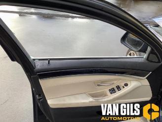 BMW 5-serie 5 serie Touring (F11), Combi, 2009 / 2017 528i 16V picture 12