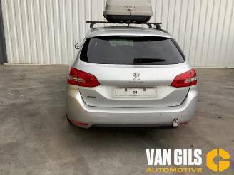 demontáž osobní automobily Peugeot 308 308 SW (L4/L9/LC/LJ/LR), Combi 5-drs, 2014 / 2021 1.2 12V e-THP PureTech 130 2016/6