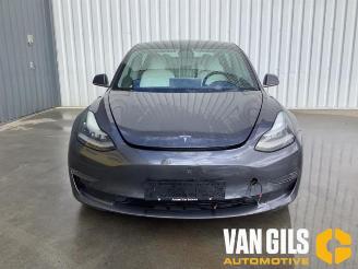 Coche siniestrado Tesla Model 3 Model 3, Sedan, 2017 Long Range, Performance AWD 2019/7