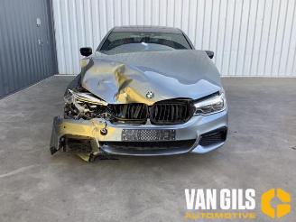 BMW 5-serie 5 serie (G30), Sedan, 2016 520i 2.0 TwinPower Turbo 16V picture 4