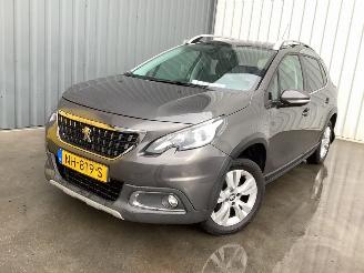 Damaged car Peugeot 2008  2017/1