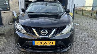 skadebil auto Nissan Qashqai  2016/4
