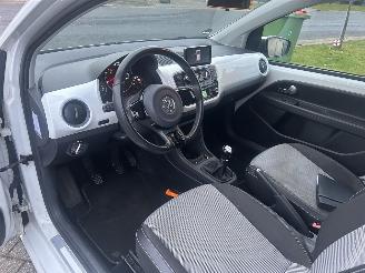 Volkswagen Up!  picture 10