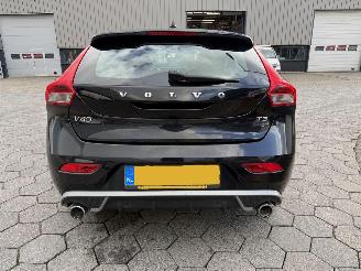 Volvo V-40 1.6 T3 R-Design picture 5