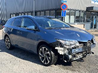 Toyota Auris Touring Sports 1.2T Dynamic picture 4