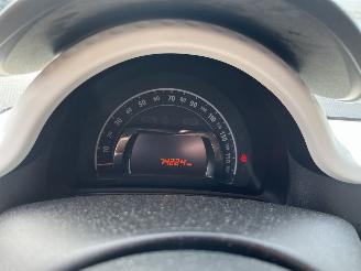 Renault Twingo 1.0 SCe Collection picture 18