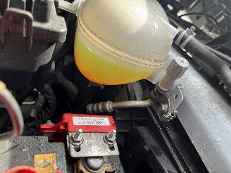 Renault Twingo 1.0 SCe Collection picture 8