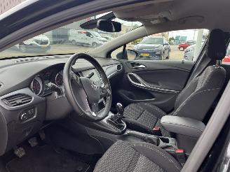 Opel Astra Sports Tourer 1.0 Turbo Online Edition picture 15