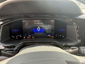 Volkswagen Polo 1.0 TSI Life picture 17