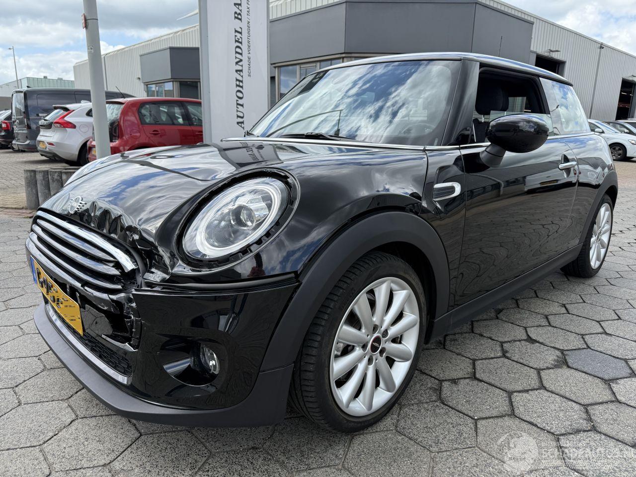 Mini Cooper AUTM!! 1.5 100KW Pepper
