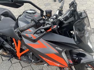 KTM 1290 Super Duke R GT ABS picture 13