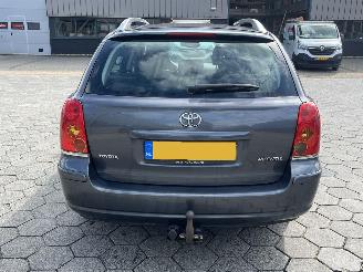 Toyota Avensis Wagon 2.0 VVTi Linea Sol picture 5