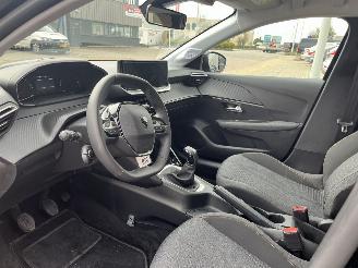 Peugeot 208 1.2 PureTech 75 Style picture 14