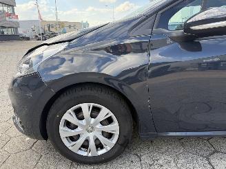 Peugeot 208 1.2 PureTech Blue Lion picture 7