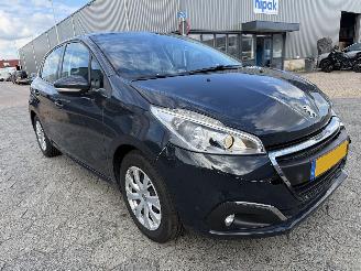 Peugeot 208 1.2 PureTech Blue Lion picture 3