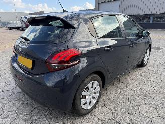 Peugeot 208 1.2 PureTech Blue Lion picture 4