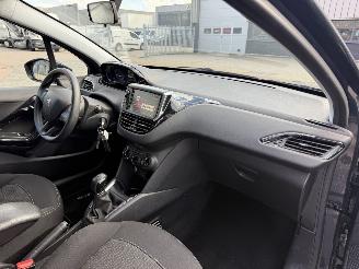Peugeot 208 1.2 PureTech Blue Lion picture 14