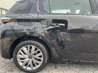 Peugeot 308 1.2 PureTech Active Pack Business picture 10