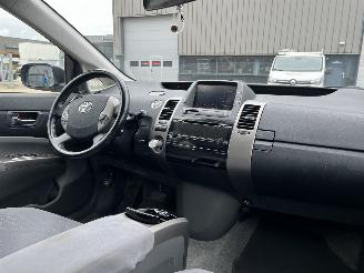 Toyota Prius 1.5 VVT-i picture 11