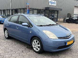 Toyota Prius 1.5 VVT-i picture 3