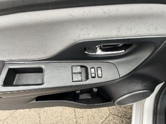 Toyota Yaris 1.5 Hybrid Lease picture 17