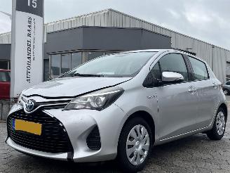 škoda osobní automobily Toyota Yaris 1.5 Hybrid Lease 2015/7