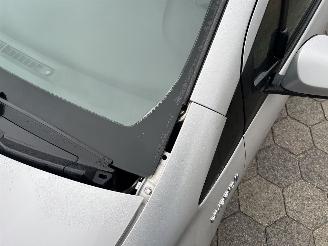 Toyota Yaris 1.5 Hybrid Lease picture 14