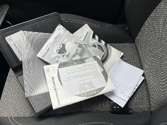 Toyota Yaris 1.5 Hybrid Lease picture 22