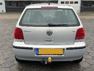 Volkswagen Polo 1.4-16V Trendline picture 5