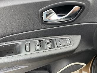 Renault Captur 0.9 TCe Zen picture 15