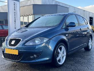 uszkodzony samochody osobowe Seat Altea xl 1.6 Stylance 2007/2