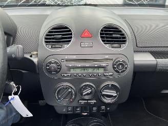 Volkswagen New-beetle Cabriolet 1.6 Trendline picture 20