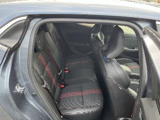 Renault Clio 1.3 TCe 130PK RS Line AUTOMAAT picture 11