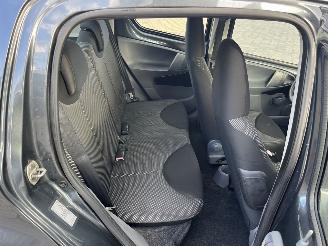 Toyota Aygo 1.0-12V Comfort picture 13