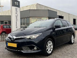 Voiture accidenté Toyota Auris Touring Sports 1.8 Hybrid Lease 2015/6