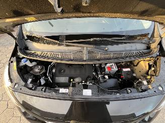 Peugeot Expert 227S 2.0 BlueHDI 150 Premium Pack picture 7