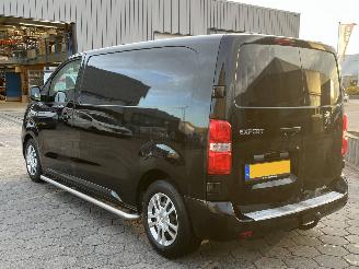 Peugeot Expert 227S 2.0 BlueHDI 150 Premium Pack picture 6