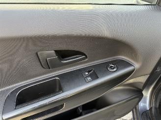 Kia Cee d Sporty Wagon 1.4 CVVT Navigator Plus Pack picture 9