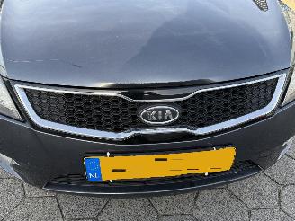 Kia Cee d Sporty Wagon 1.4 CVVT Navigator Plus Pack picture 8