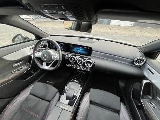 Mercedes A-klasse 180 Business Solution AMG AUTOMAAT PANO picture 16