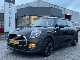 Unfallwagen Mini One 1.5 One Salt 2018/5
