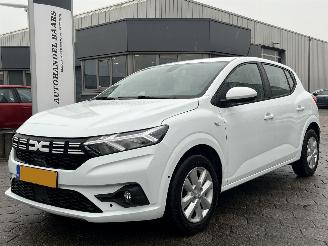 uszkodzony samochody osobowe Dacia Sandero 1.0 TCe 90 Expression 2024/3