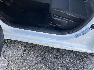 Kia Picanto 1.0 CVVT ComfortPlusLine Navigator picture 10