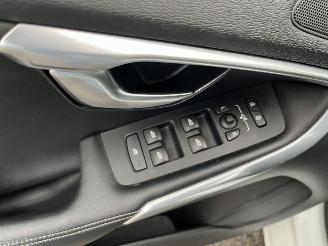 Volvo V-40 2.0 D2 R-Design Business picture 16