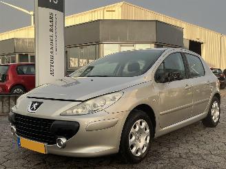 Unfallwagen Peugeot 307 1.6-16V XS 2006/10