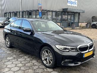 BMW 3-serie 330e eDrive Edition picture 3