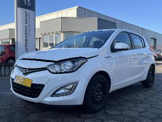 Avarii autoturisme Hyundai I-10 1.2i i-Motion 2012/9