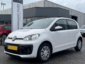 krockskadad bil auto Volkswagen Up! 1.0 BMT move up! 2019/1
